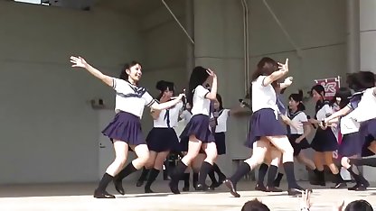 Dari kesenangan dari permainan waptrick sex jepang saya ingin bermain bodoh dengan Joi